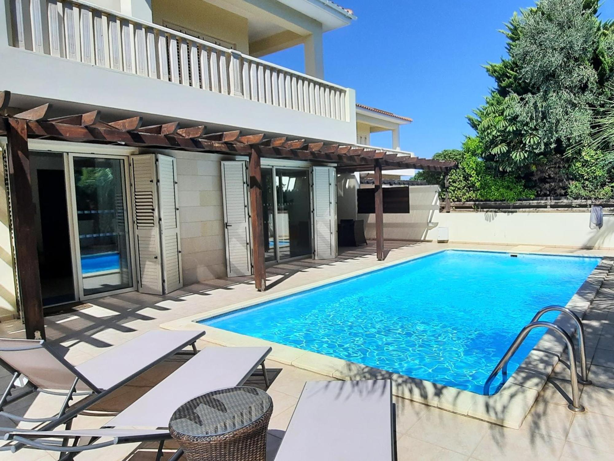 Villa Larnaca Bay Resort Voroklini Bagian luar foto